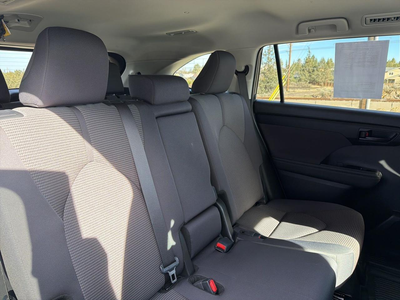 2024 Toyota Highlander LE Bend OR