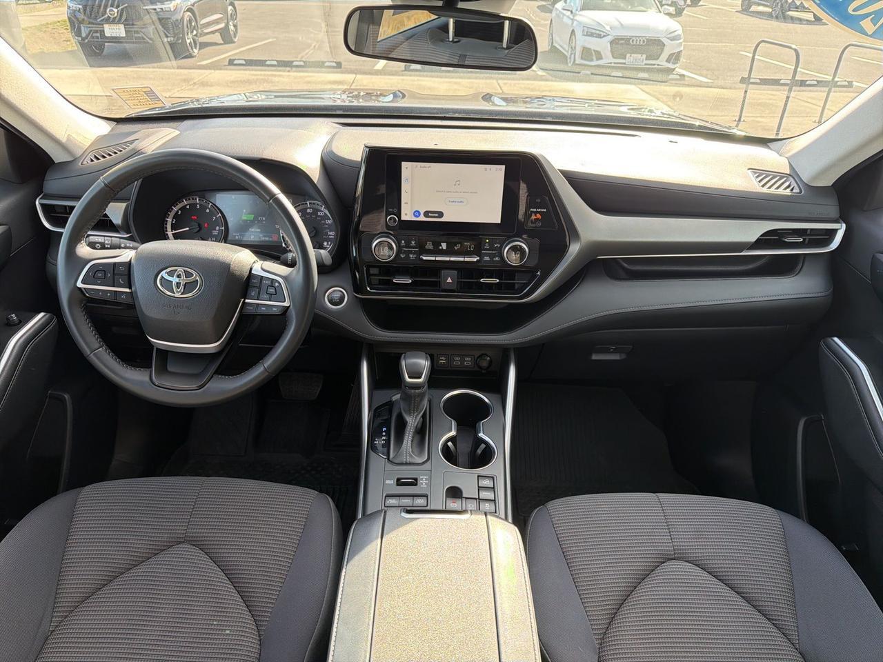 2024 Toyota Highlander LE Bend OR