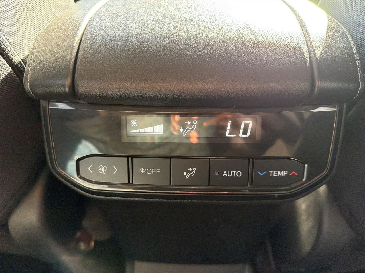 2024 Toyota Highlander LE Bend OR