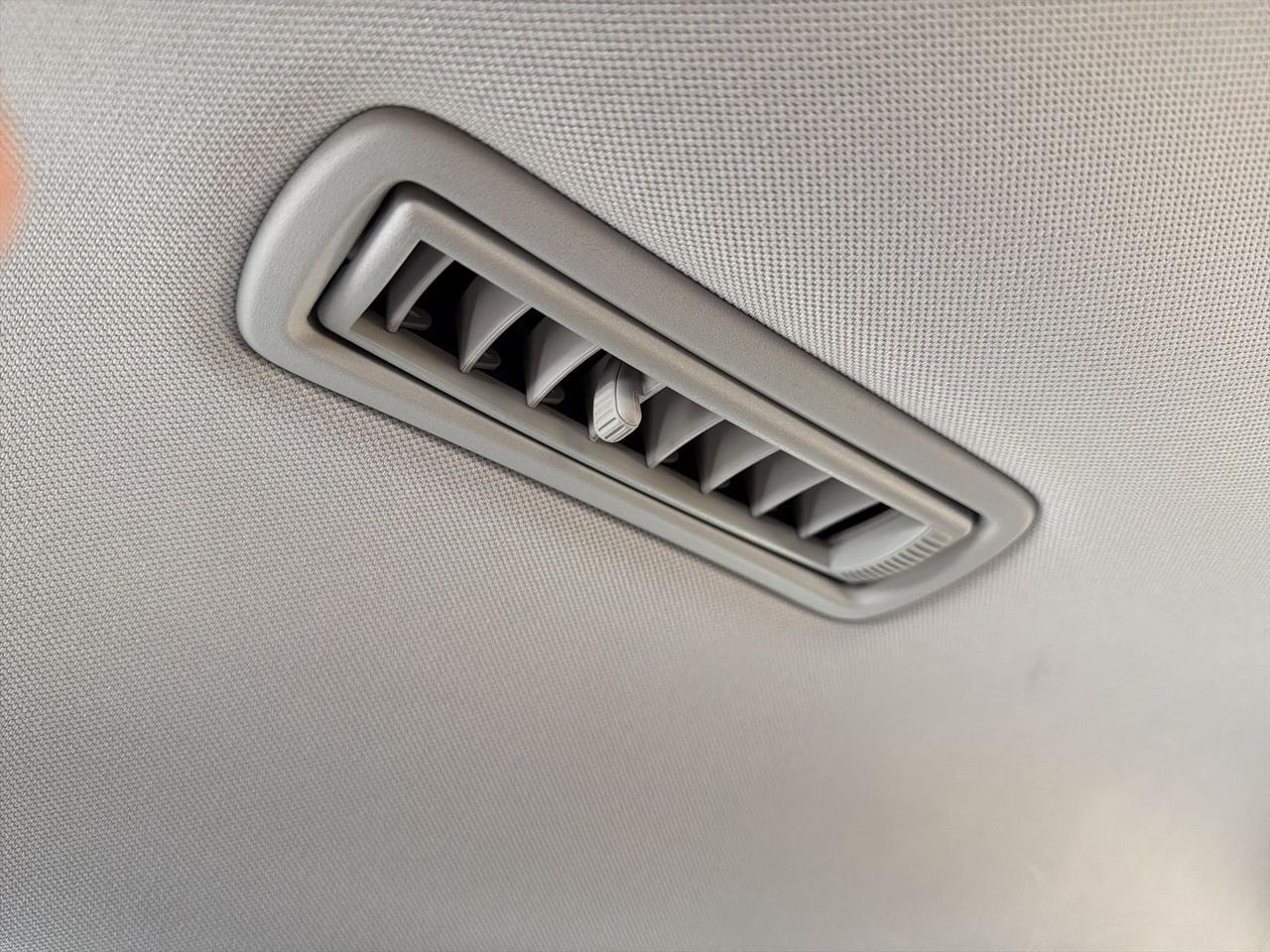 2024 Toyota Highlander LE Bend OR