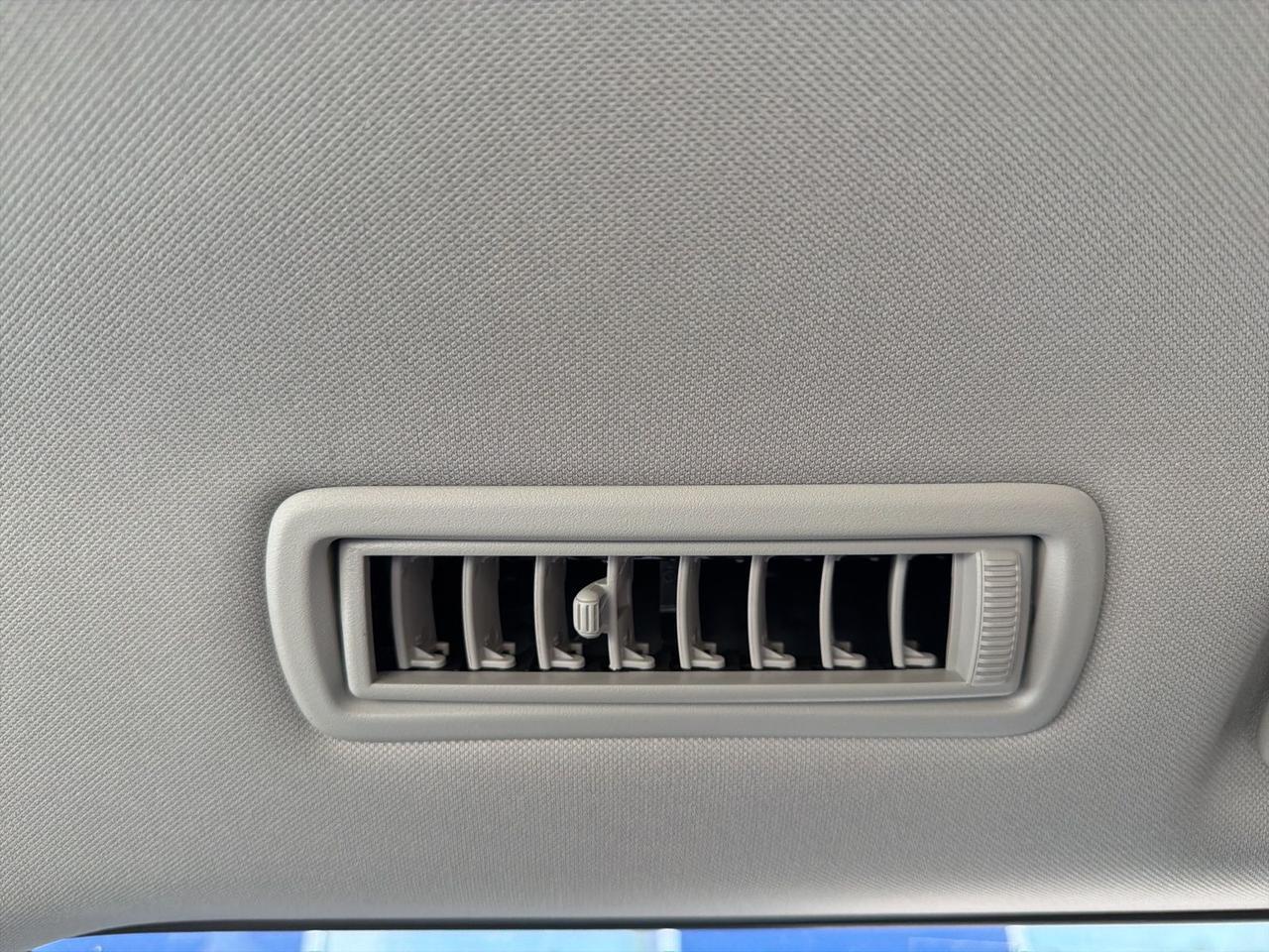 2024 Toyota Highlander LE Bend OR