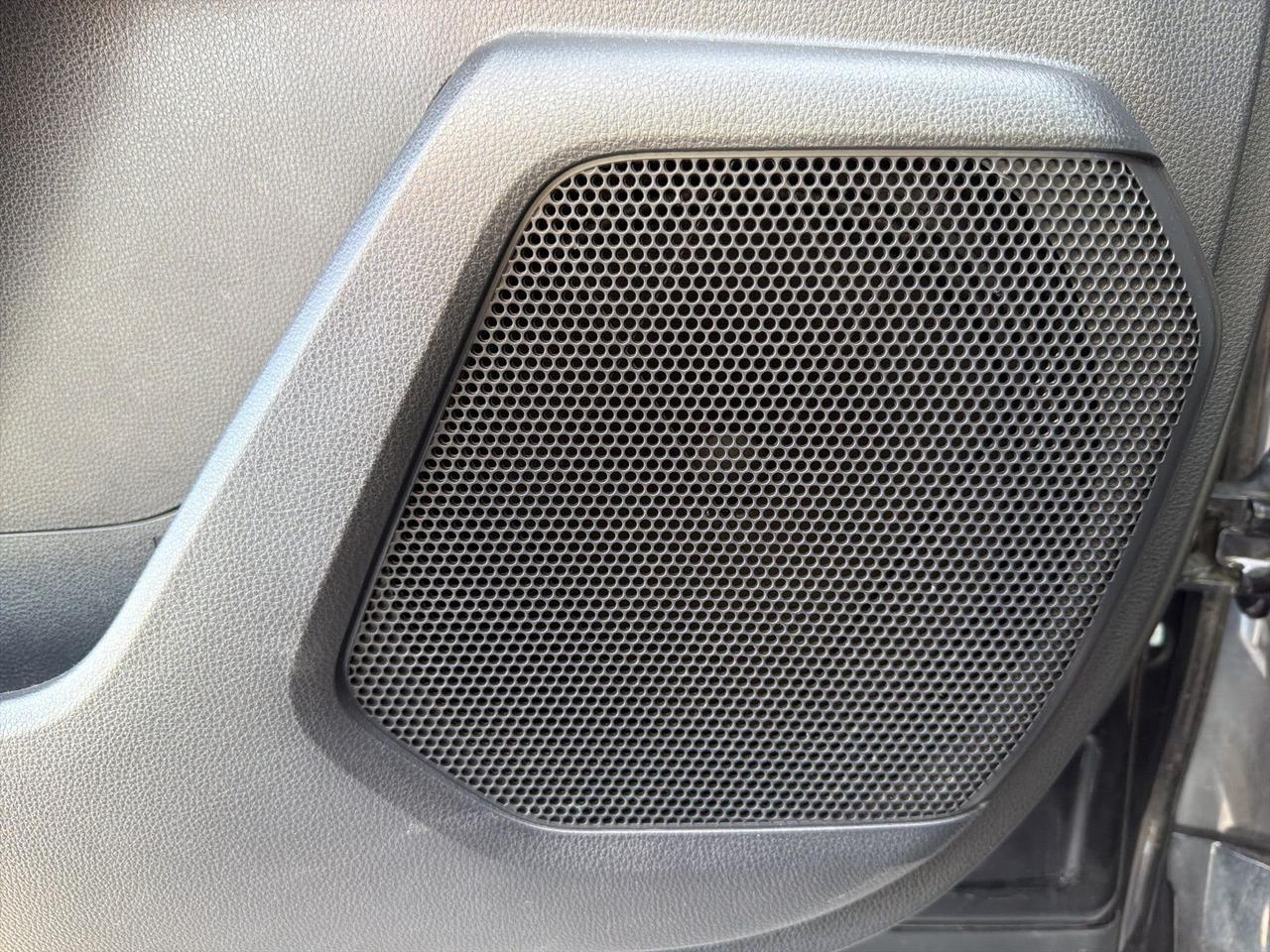 2024 Toyota Highlander LE Bend OR