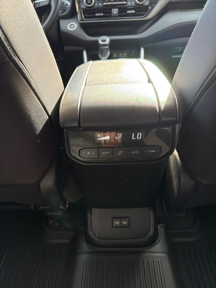 2024 Toyota Highlander LE Bend OR