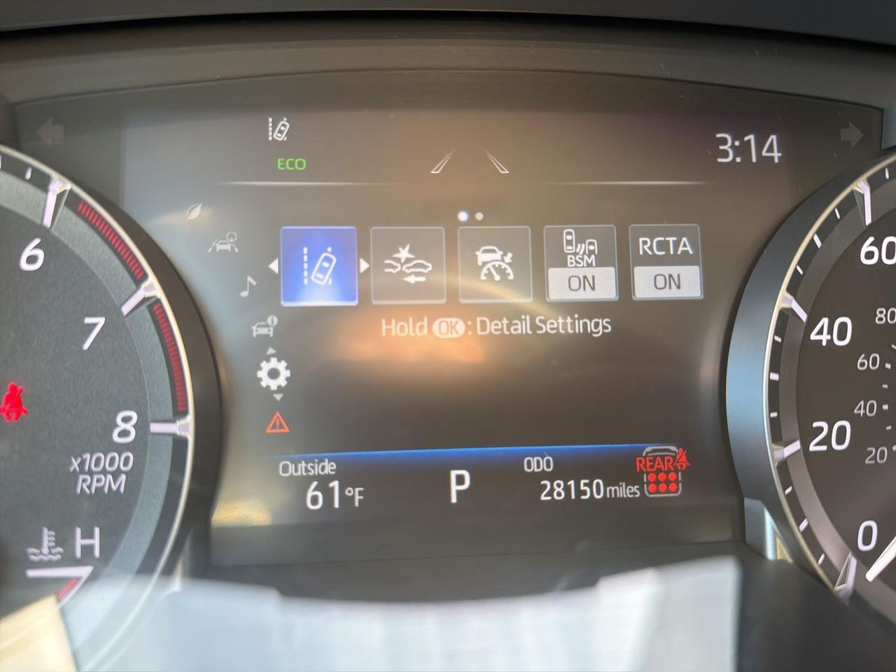 2024 Toyota Highlander LE Bend OR