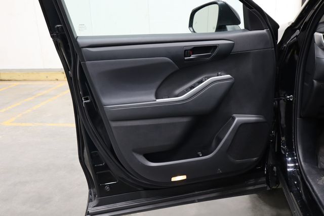 2024 Toyota Highlander LE Raleigh NC