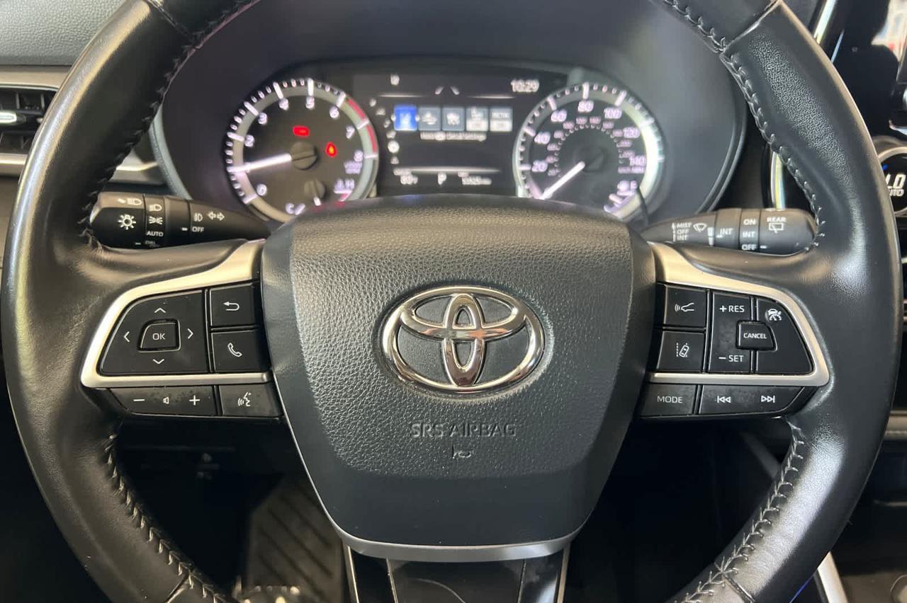 2024 Toyota Highlander LE Roseville CA