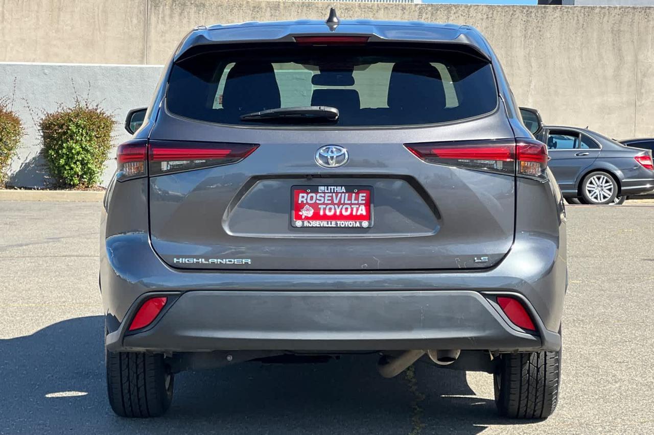2024 Toyota Highlander LE Roseville CA