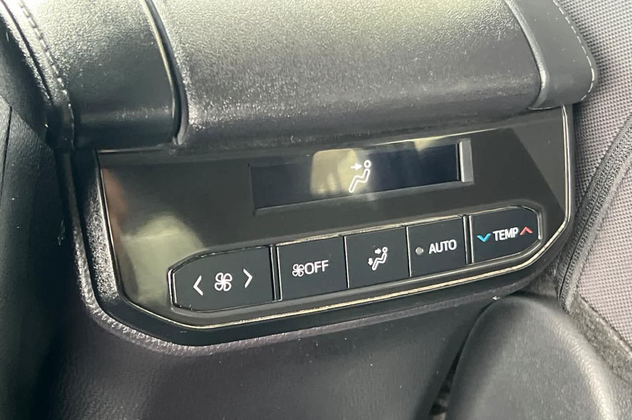 2024 Toyota Highlander LE Roseville CA