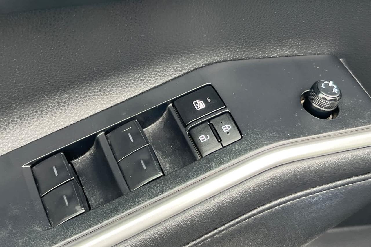 2024 Toyota Highlander LE Roseville CA