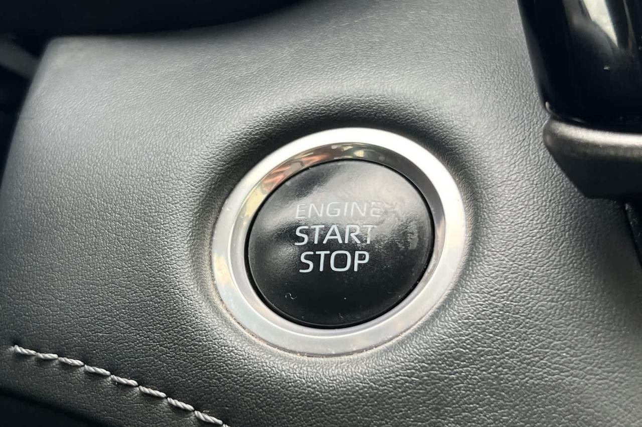 2024 Toyota Highlander LE Roseville CA