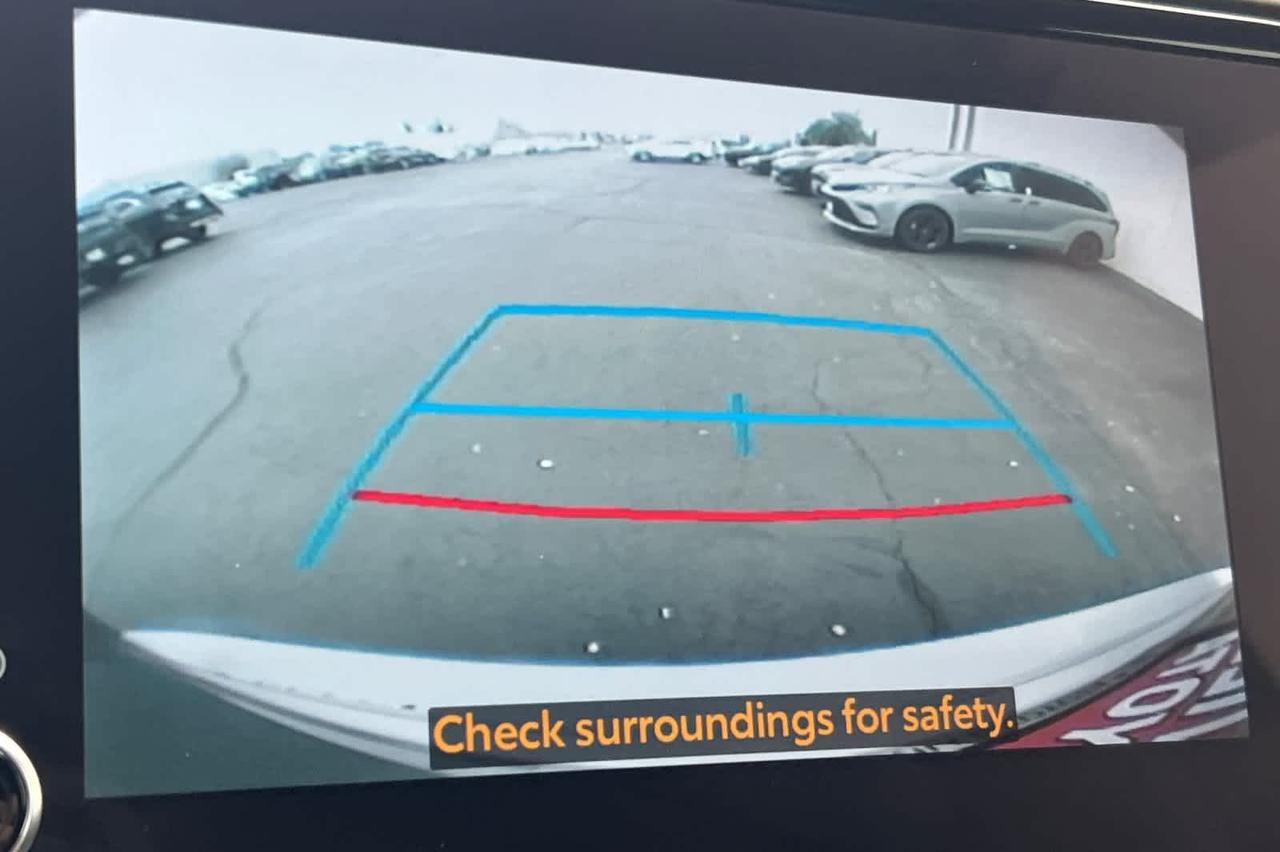 2024 Toyota Highlander LE Roseville CA