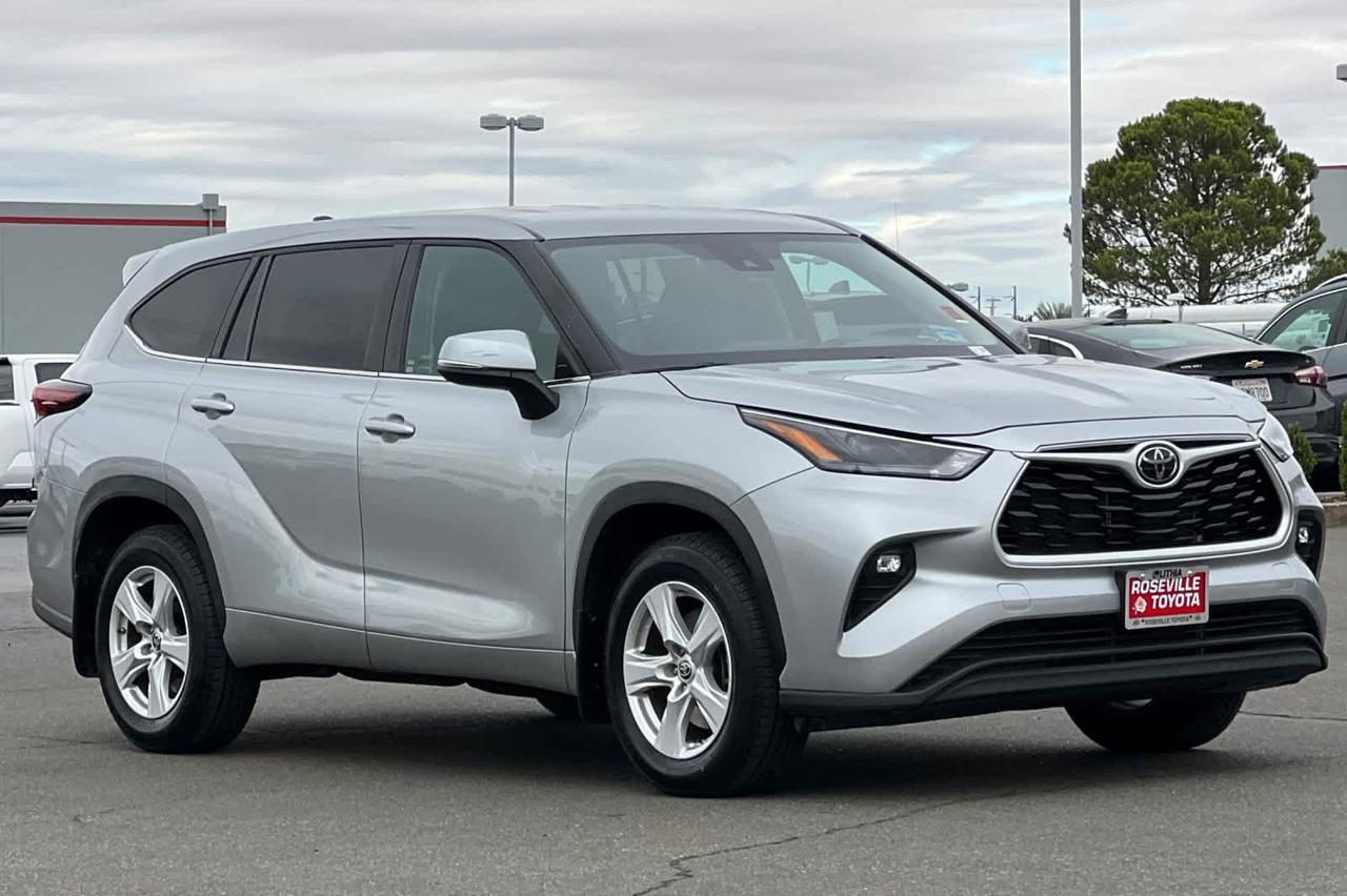 2024 Toyota Highlander LE Roseville CA
