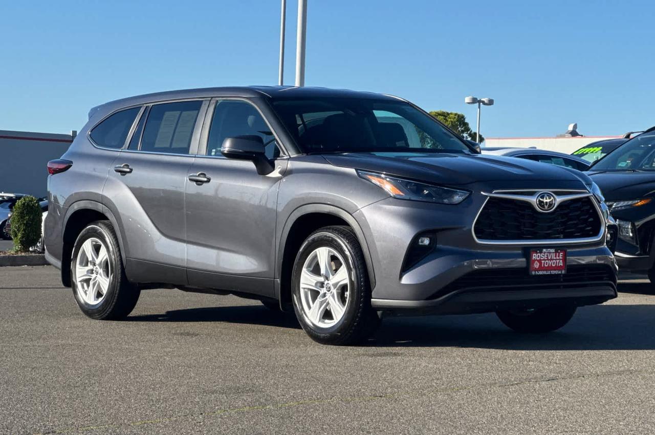 2024 Toyota Highlander LE Roseville CA