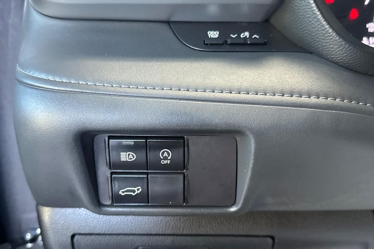 2024 Toyota Highlander LE Roseville CA