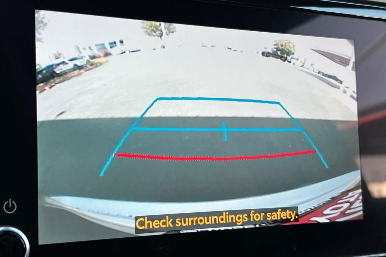 2024 Toyota Highlander LE Roseville CA