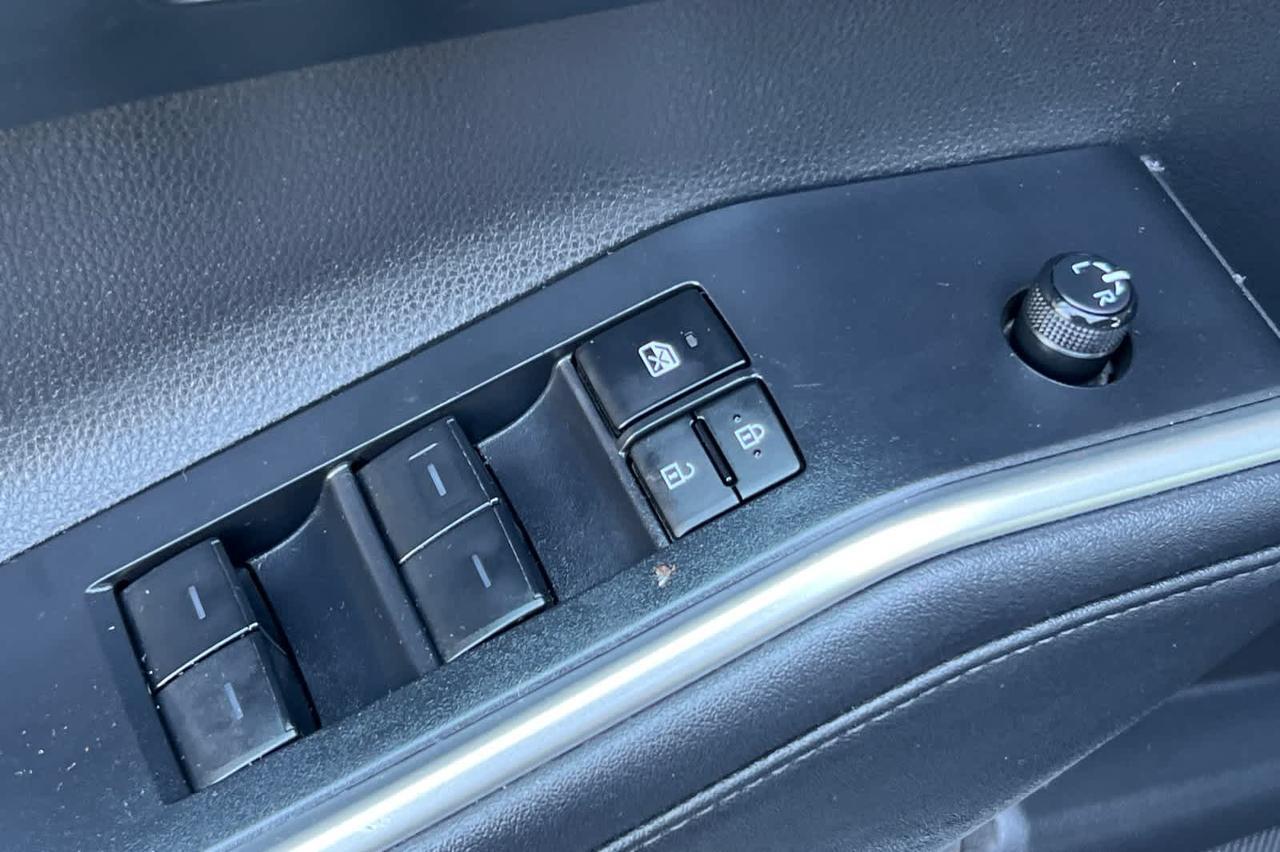 2024 Toyota Highlander LE Roseville CA