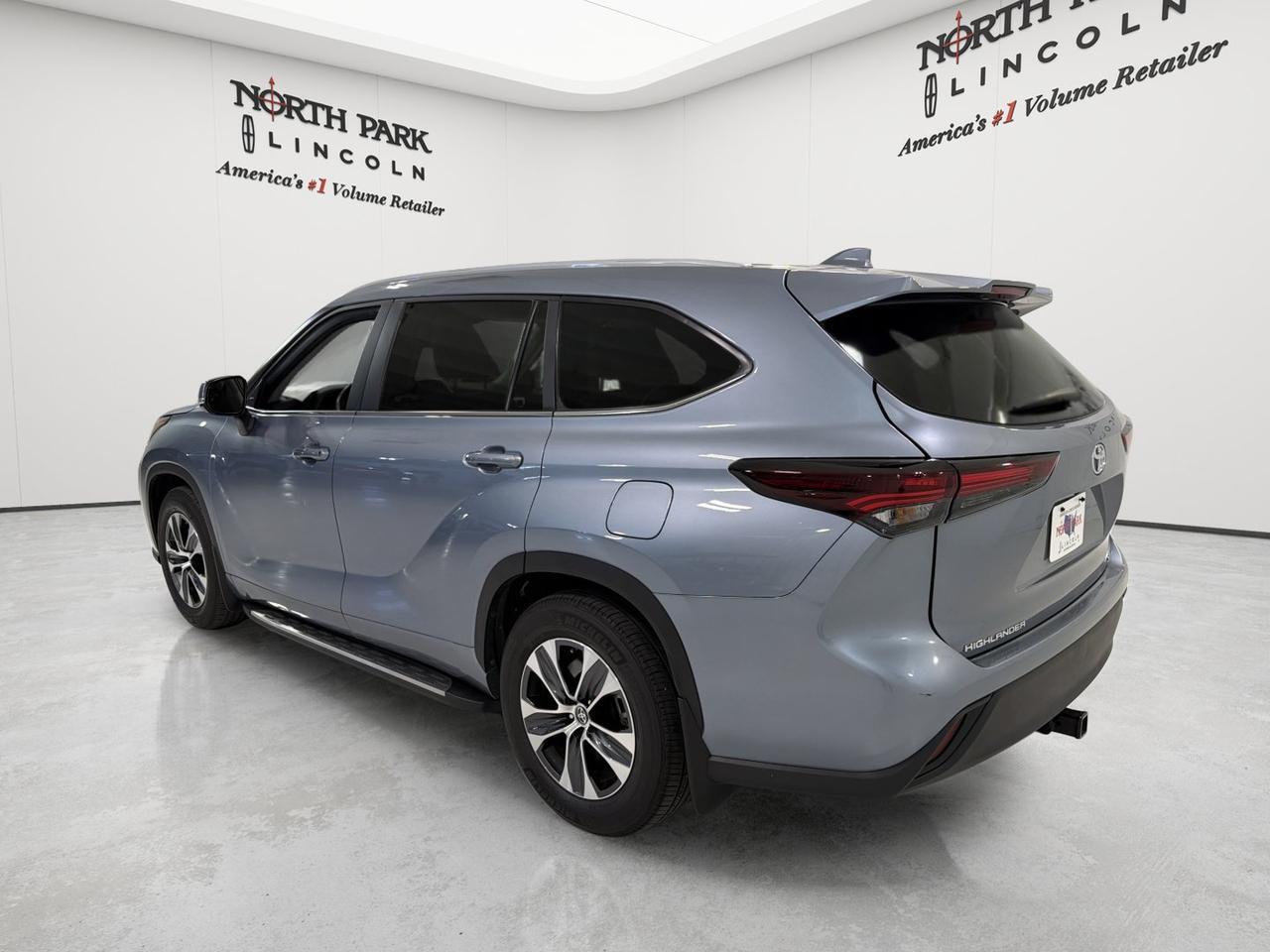 2024 Toyota Highlander LE San Antonio TX