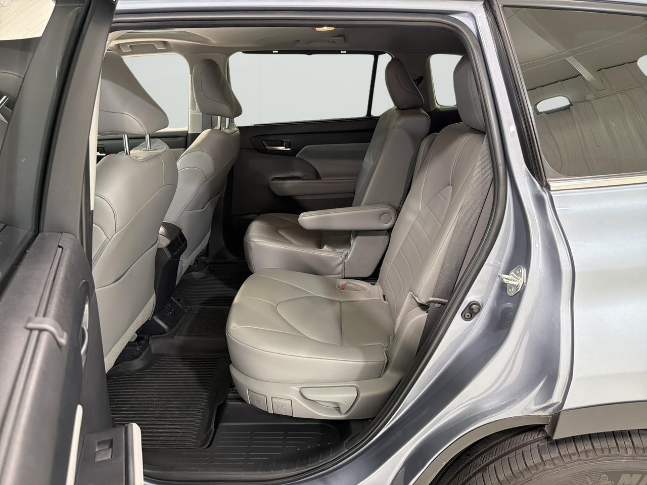 2024 Toyota Highlander LE San Antonio TX