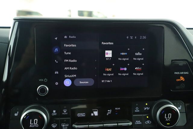 2024 Toyota Highlander LE New Braunfels TX