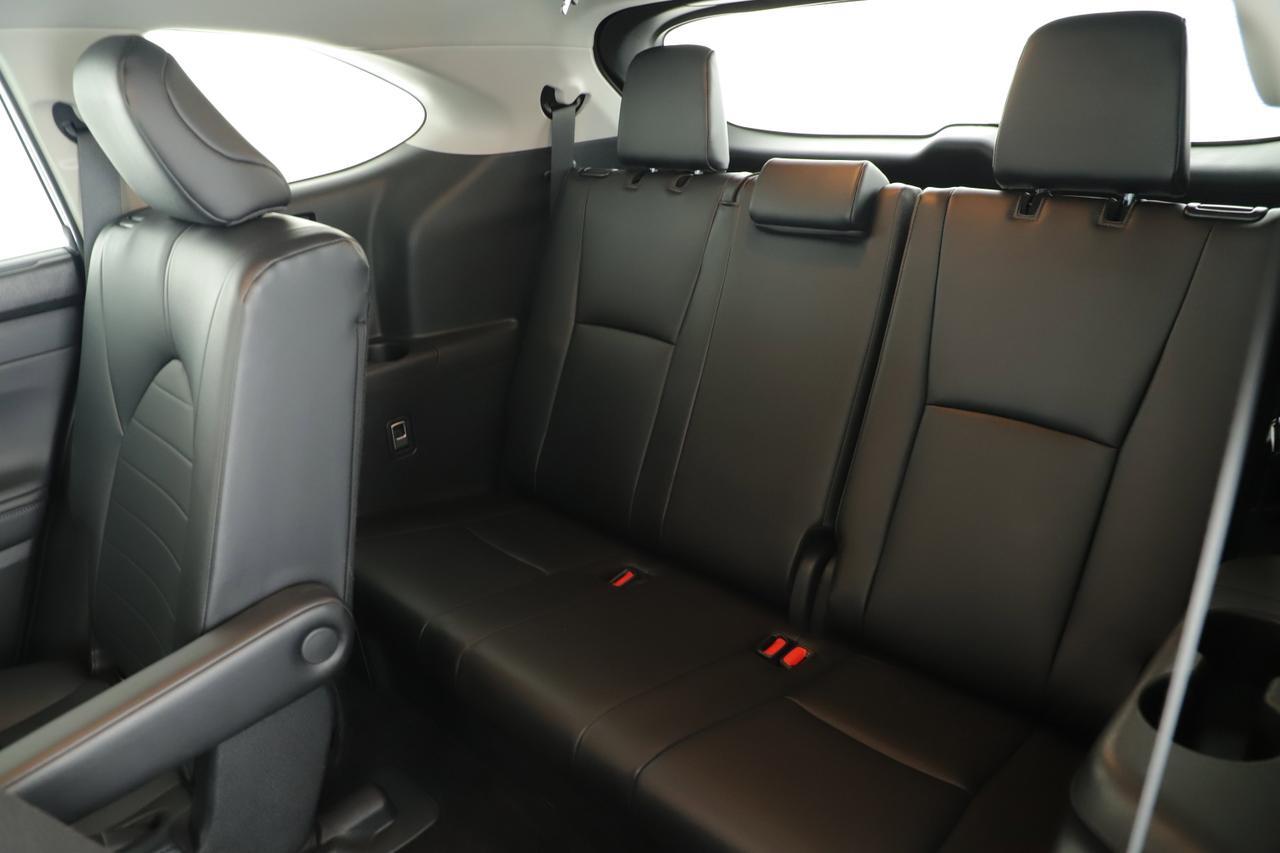 2024 Toyota Highlander LE New Braunfels TX