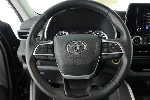 2024 Toyota Highlander LE New Braunfels TX