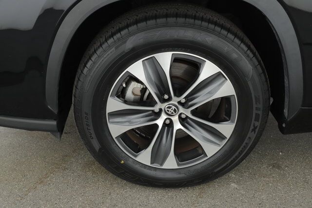 2024 Toyota Highlander LE New Braunfels TX