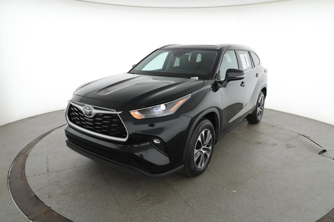 2024 Toyota Highlander LE New Braunfels TX