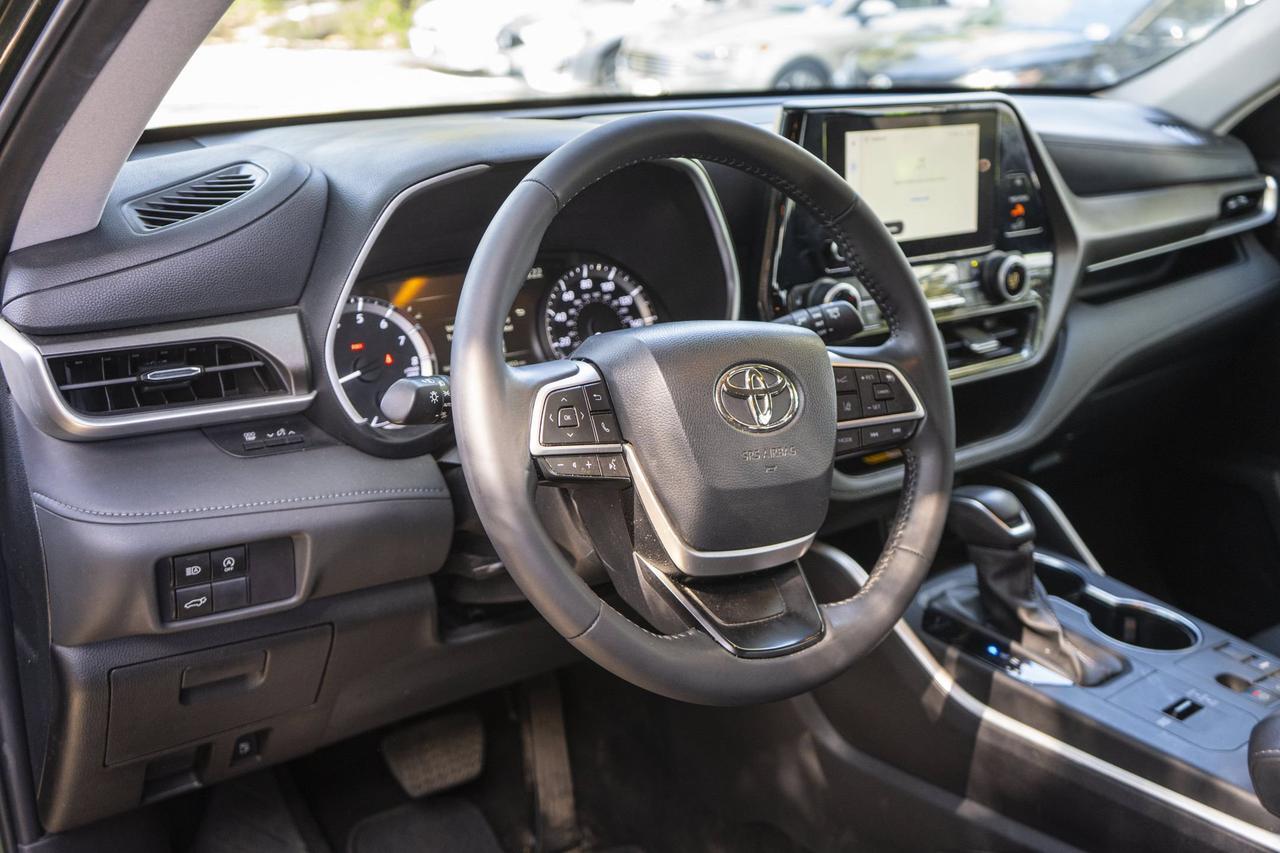 2024 Toyota Highlander LE San Antonio TX