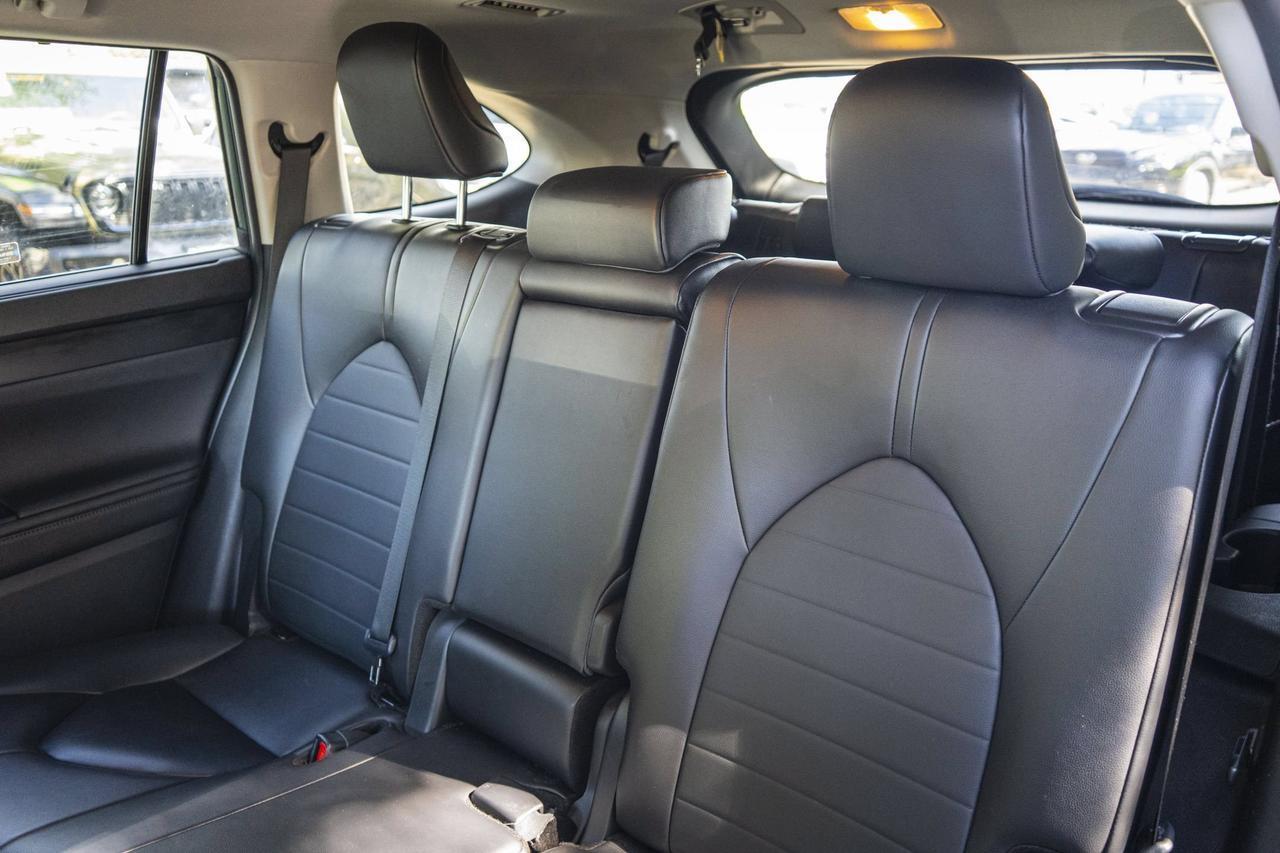 2024 Toyota Highlander LE San Antonio TX