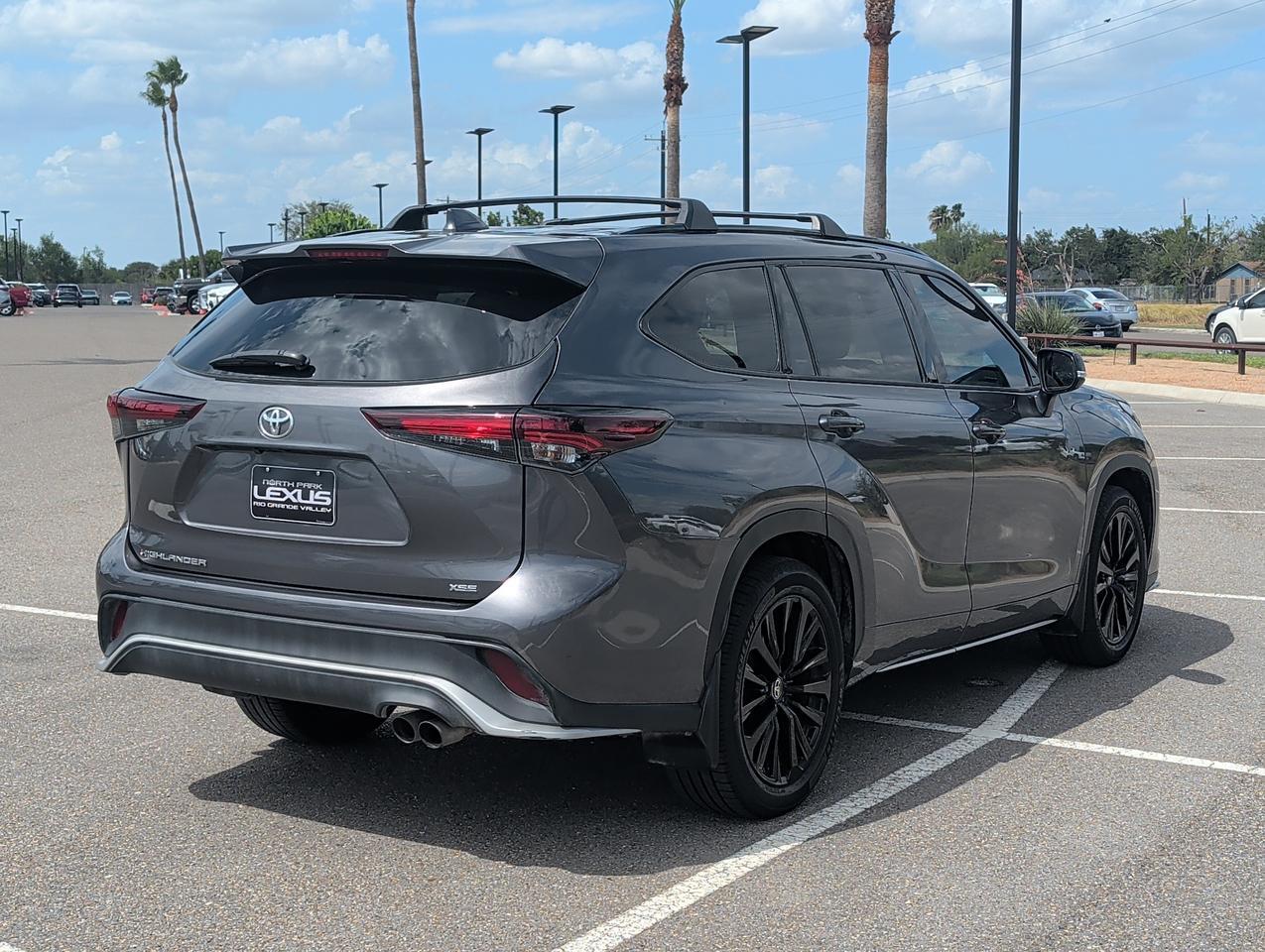 2024 Toyota Highlander LE