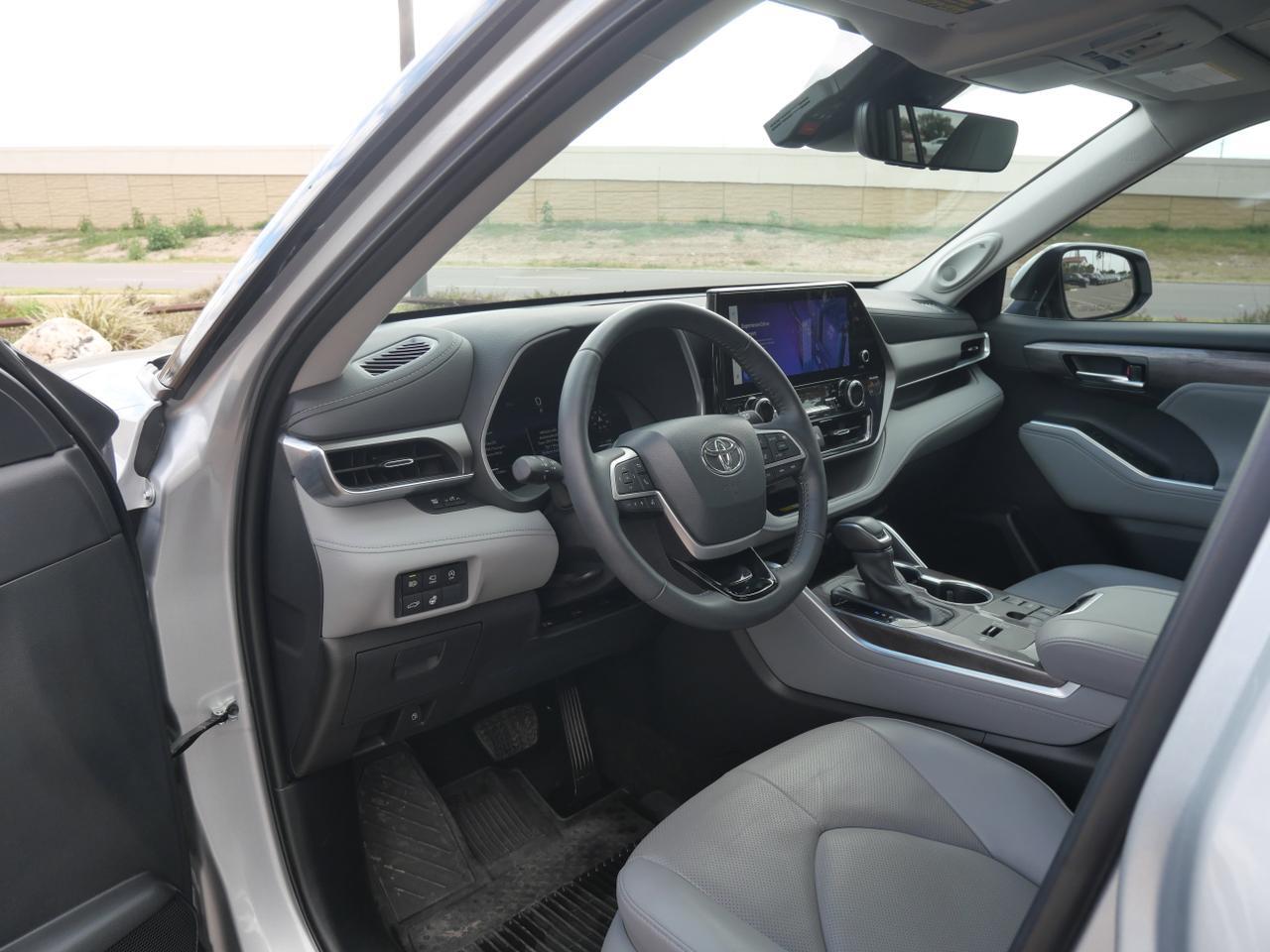 2024 Toyota Highlander LE San Juan TX