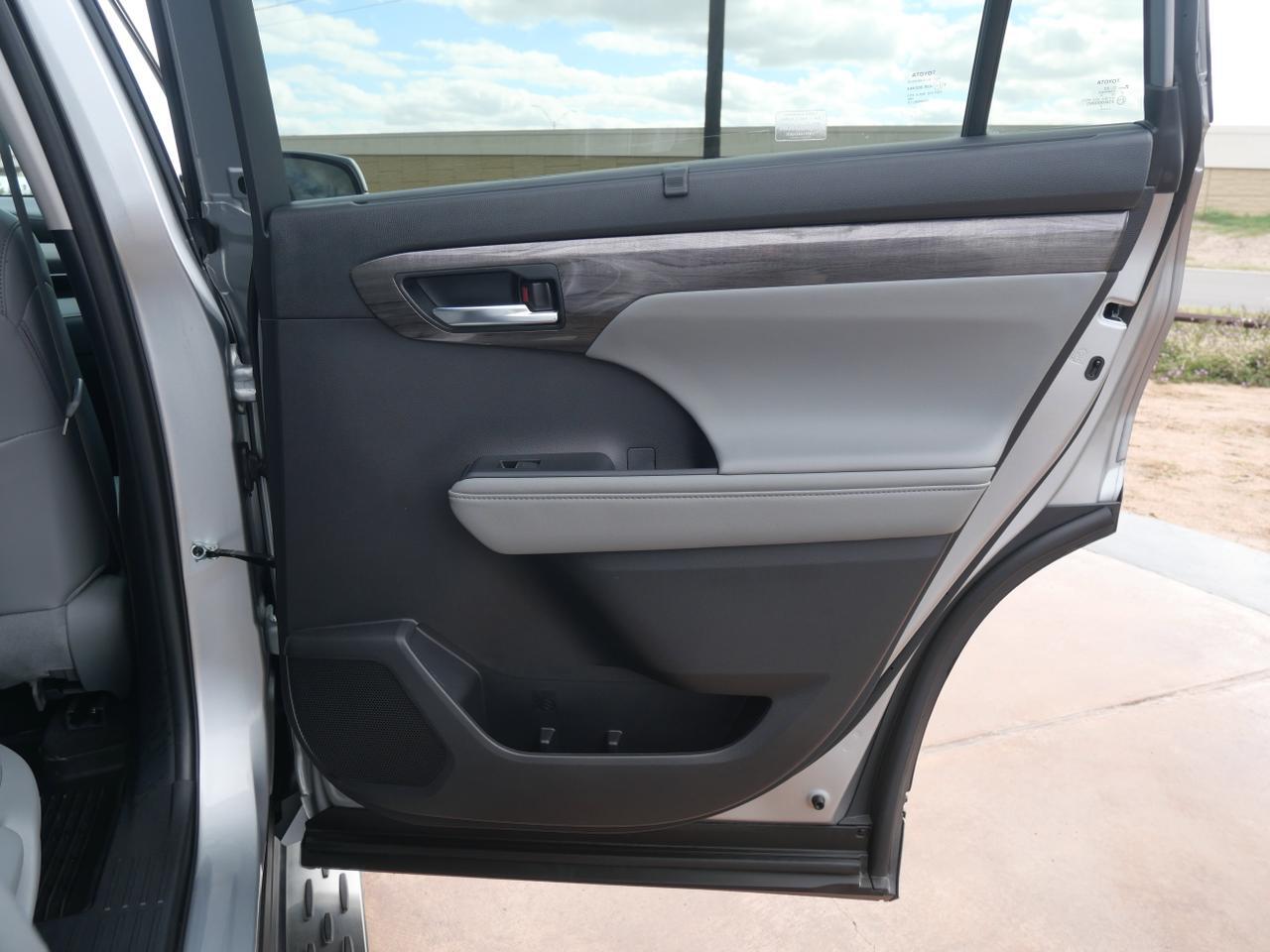 2024 Toyota Highlander LE San Juan TX