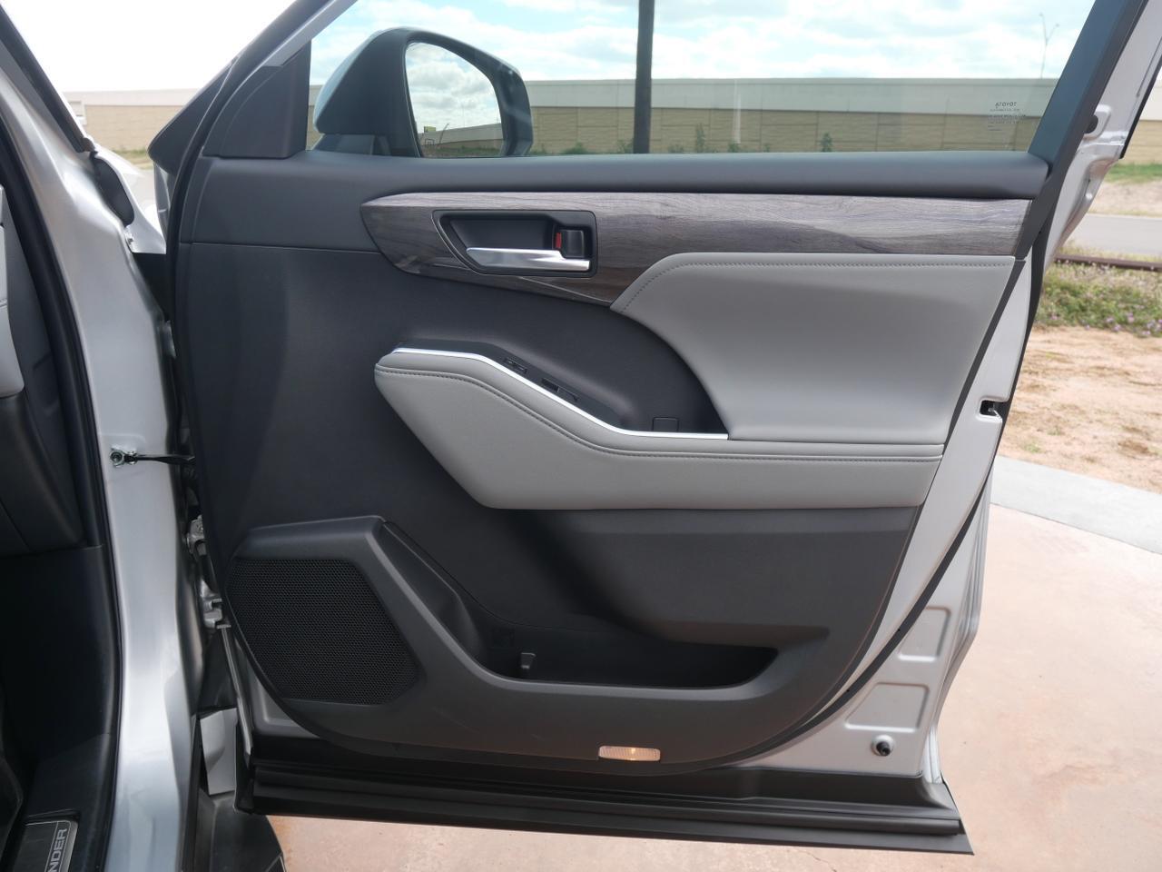 2024 Toyota Highlander LE San Juan TX