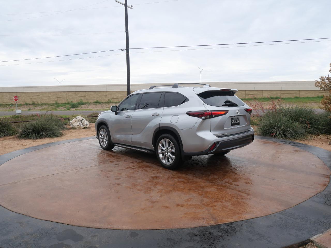 2024 Toyota Highlander LE San Juan TX