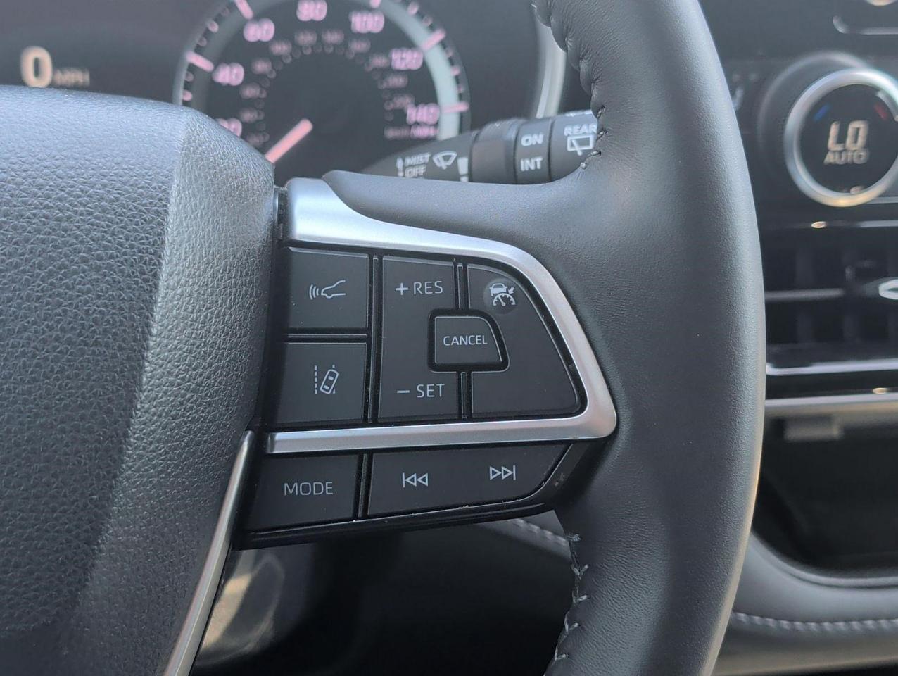 2024 Toyota Highlander LE San Juan TX