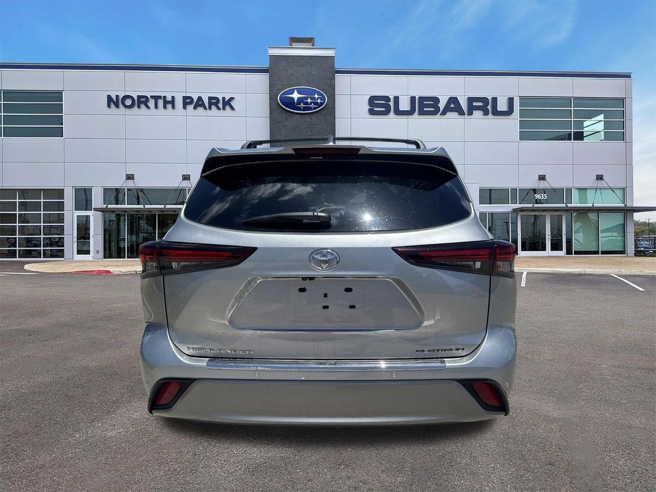 2024 Toyota Highlander LE San Antonio TX