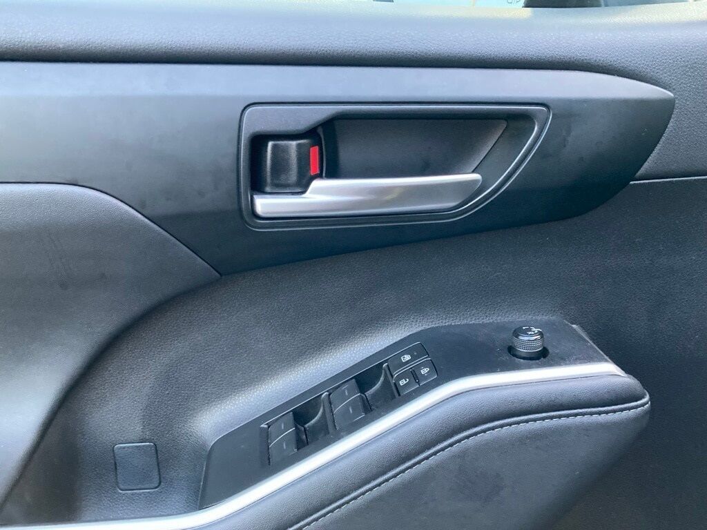 2024 Toyota Highlander LE San Antonio TX
