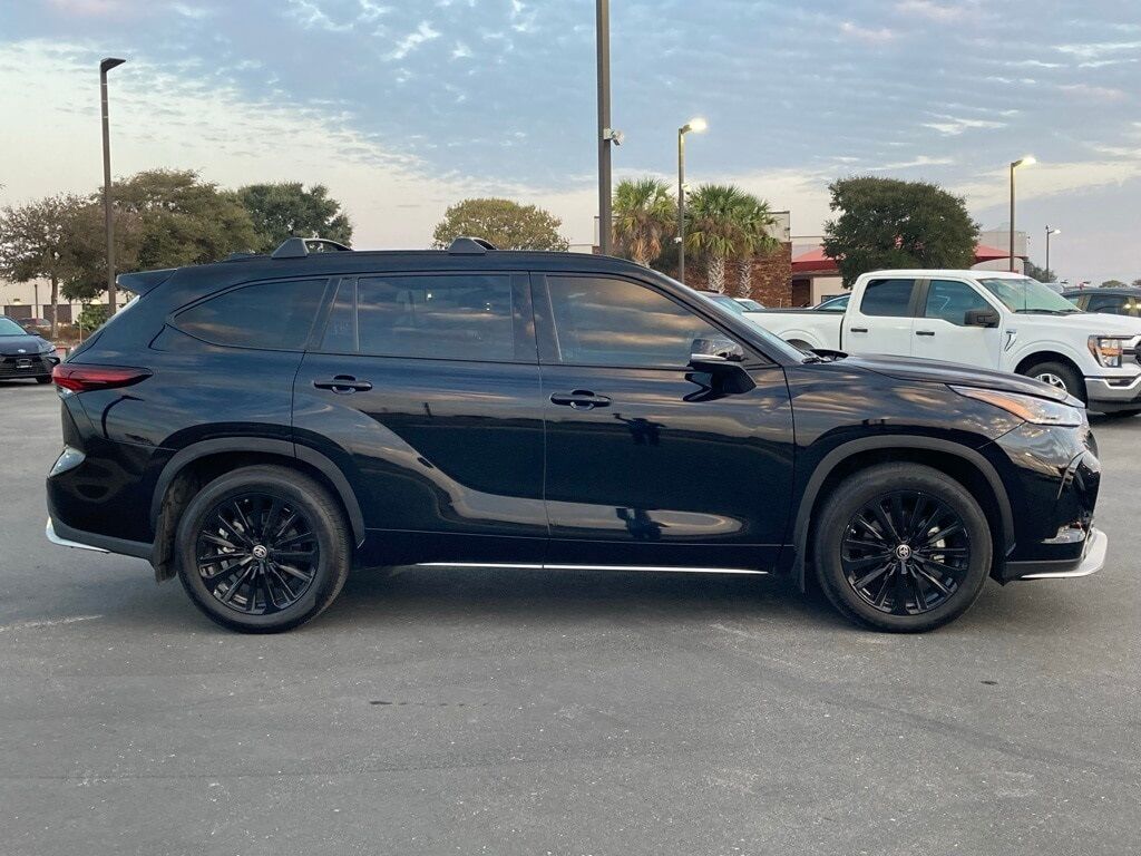 2024 Toyota Highlander LE San Antonio TX