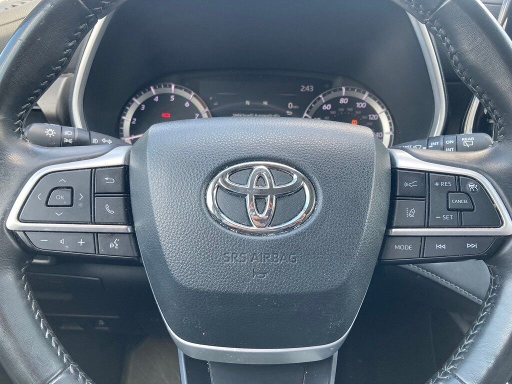 2024 Toyota Highlander LE San Antonio TX