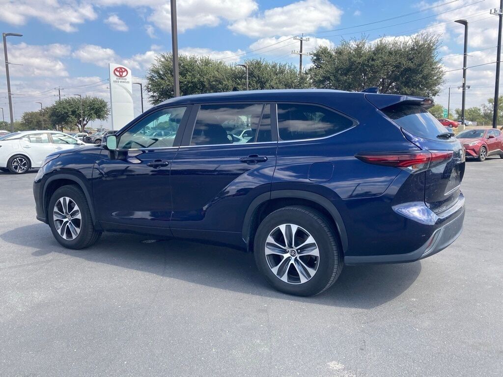2024 Toyota Highlander LE San Antonio TX