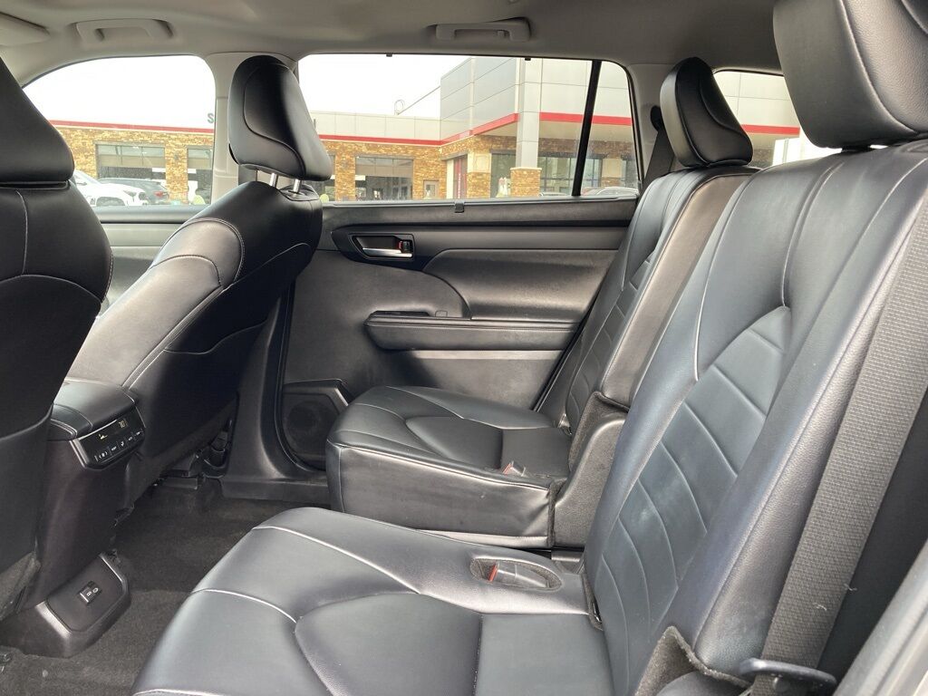 2024 Toyota Highlander LE San Antonio TX