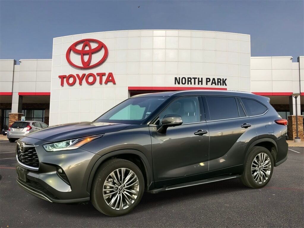 2024 Toyota Highlander
