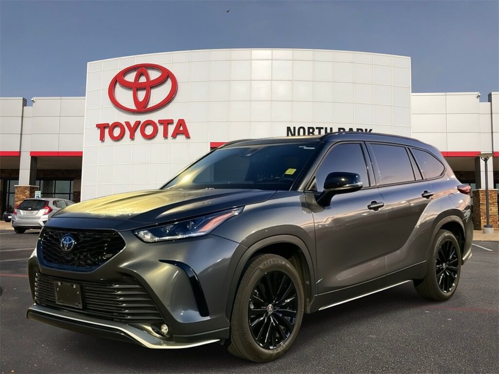 2024 Toyota Highlander LE San Antonio TX