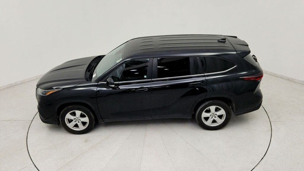 2024 Toyota Highlander LE Laurel MD