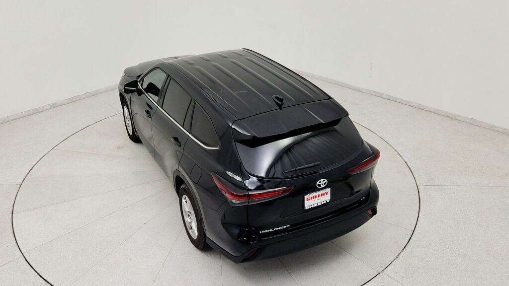 2024 Toyota Highlander LE Laurel MD