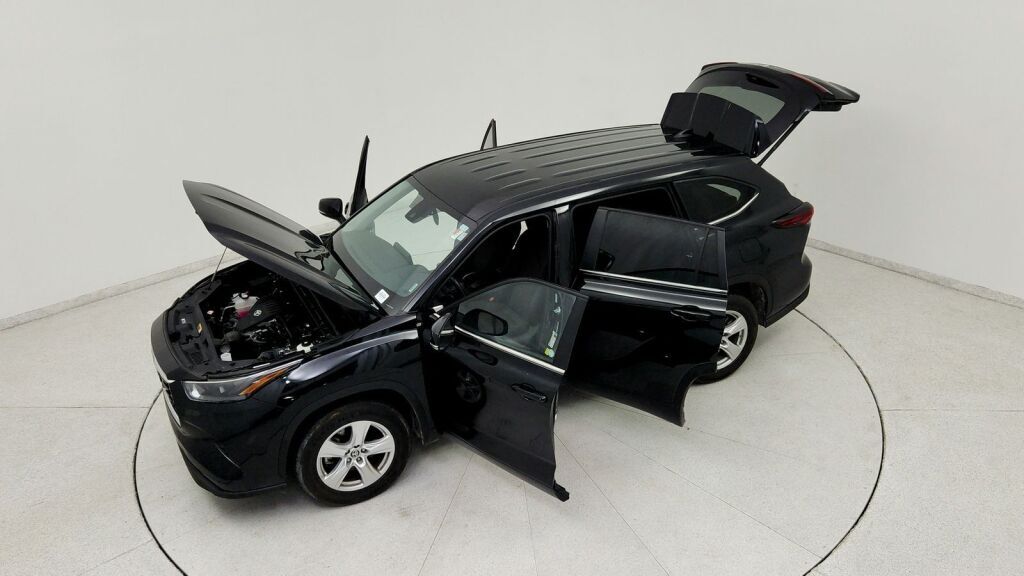 2024 Toyota Highlander LE Laurel MD