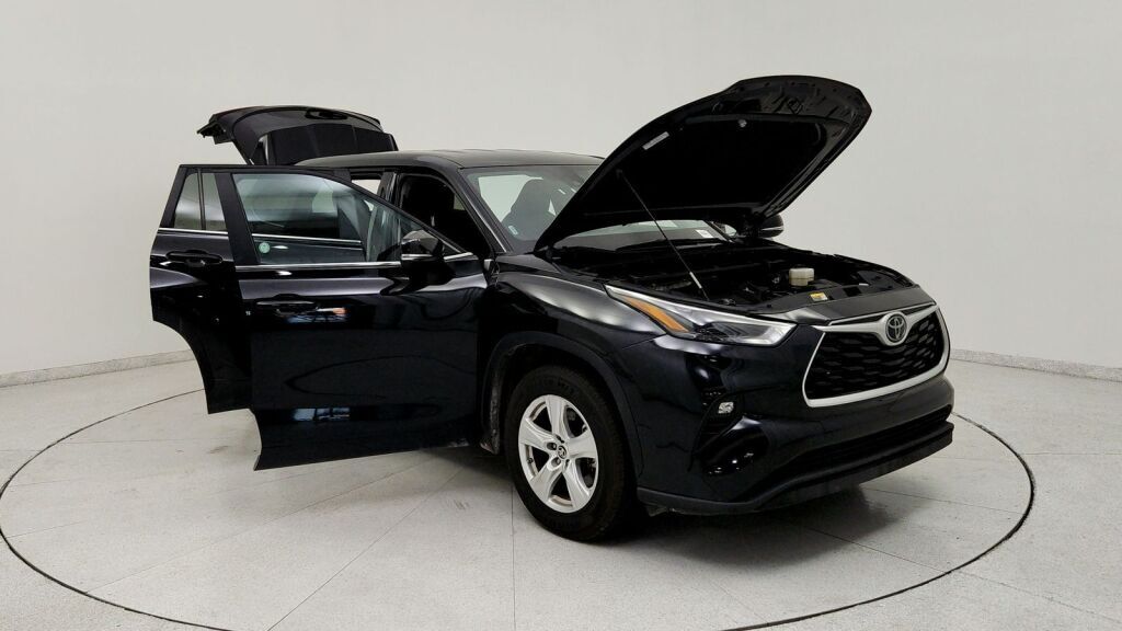 2024 Toyota Highlander LE Laurel MD