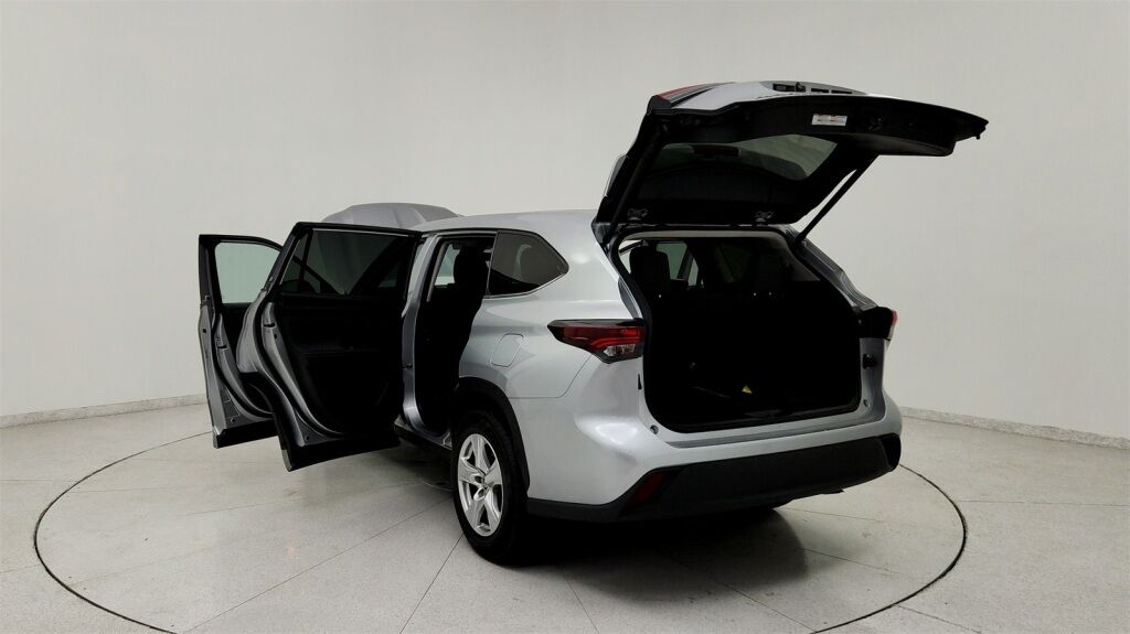 2024 Toyota Highlander LE Laurel MD
