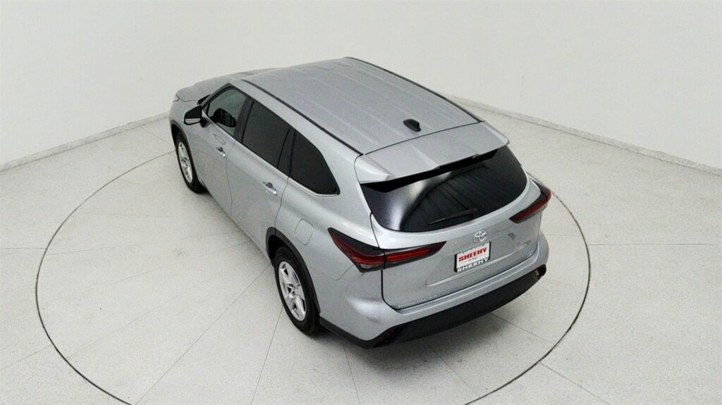 2024 Toyota Highlander LE Laurel MD