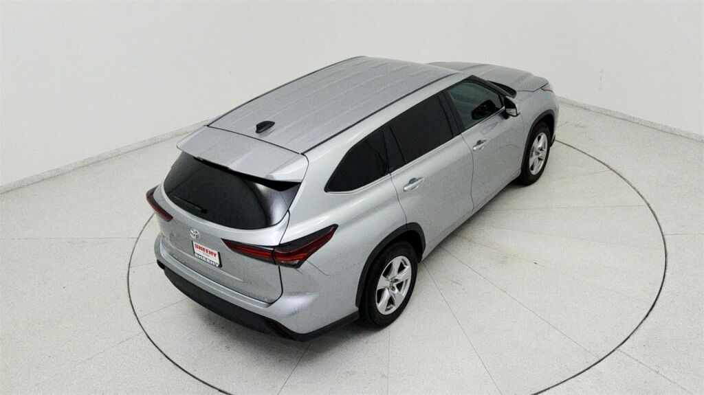 2024 Toyota Highlander LE Laurel MD